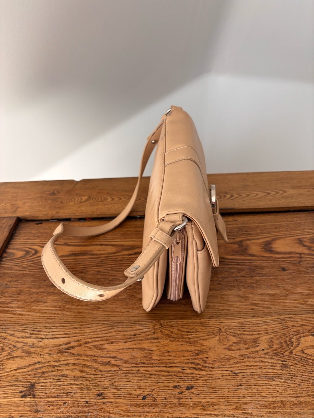 Koltov Beige Crossbody Wallet Bag 🤍 - Picture 4 of 8